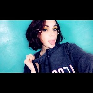 Meet your Posher, Mallory